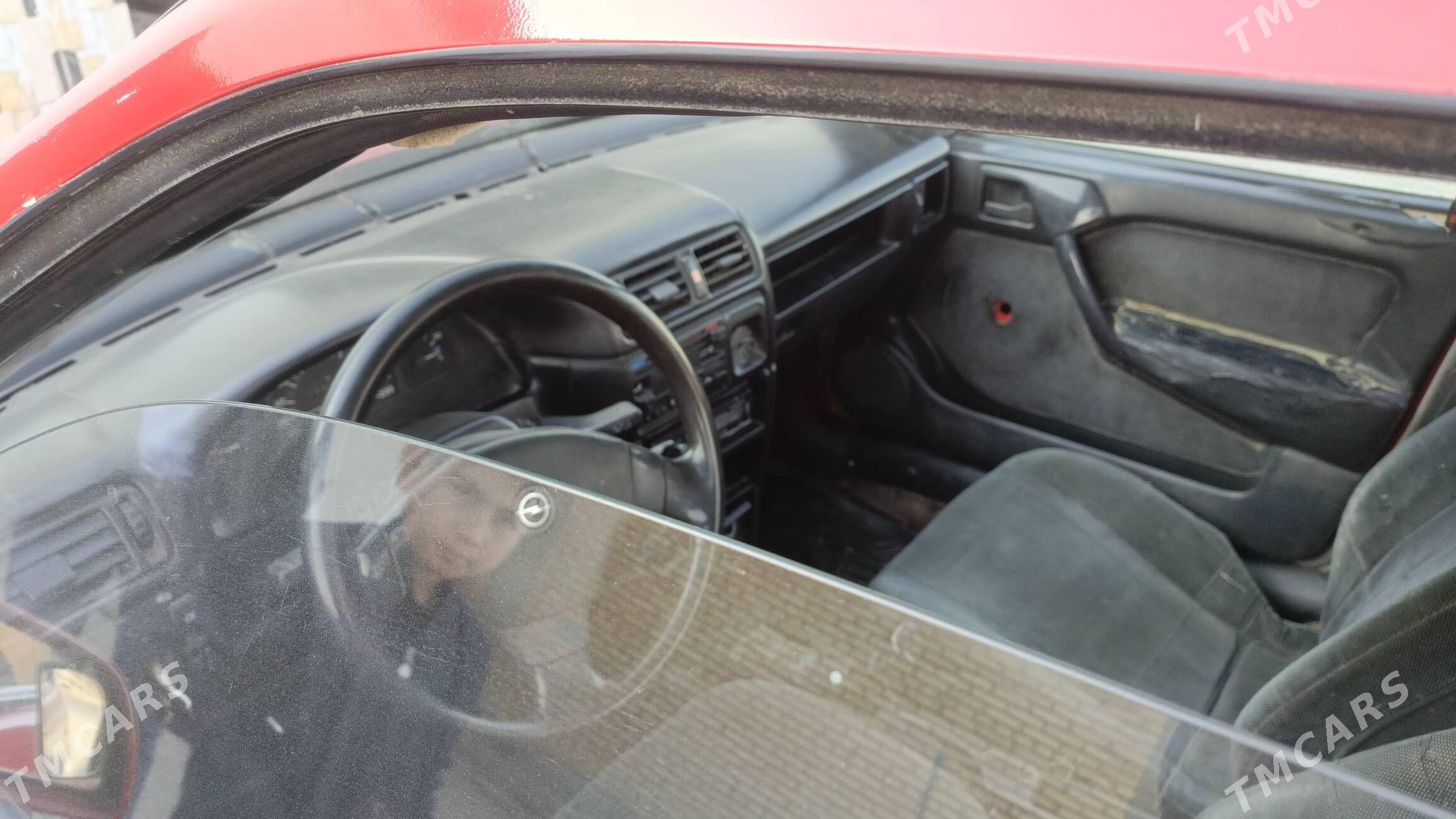 Opel Vectra 1990 - 27 000 TMT - Wekilbazar - img 7