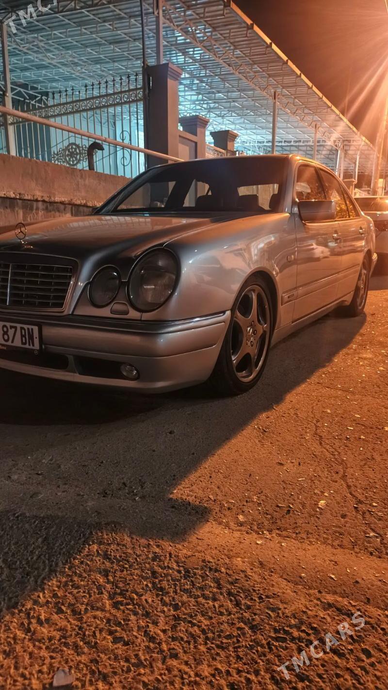 Mercedes-Benz E320 1996 - 95 000 TMT - Туркменбаши - img 7