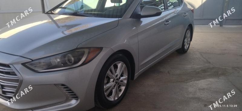Hyundai Elantra 2018 - 184 000 TMT - Арзув - img 3