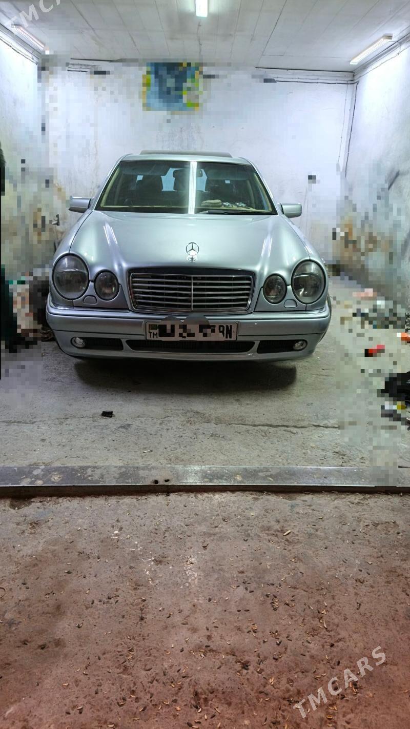 Mercedes-Benz E320 1996 - 95 000 TMT - Туркменбаши - img 4