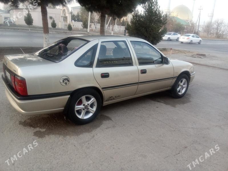 Opel Vectra 1990 - 53 000 TMT - Чарджоу - img 6