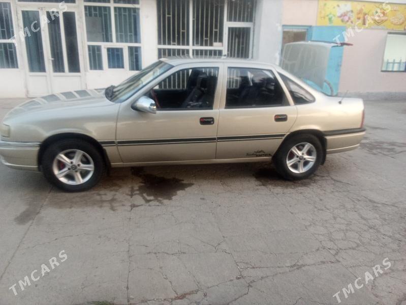 Opel Vectra 1990 - 53 000 TMT - Чарджоу - img 4