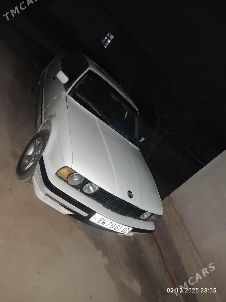 BMW 525 1990 - 50 000 TMT - Губадаг - img 1