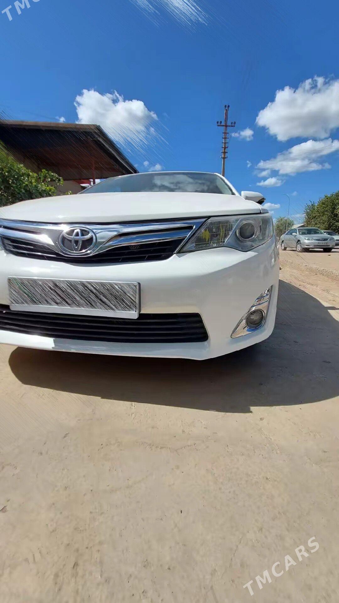 Toyota Camry 2012 - 240 000 TMT - Кёнеургенч - img 2