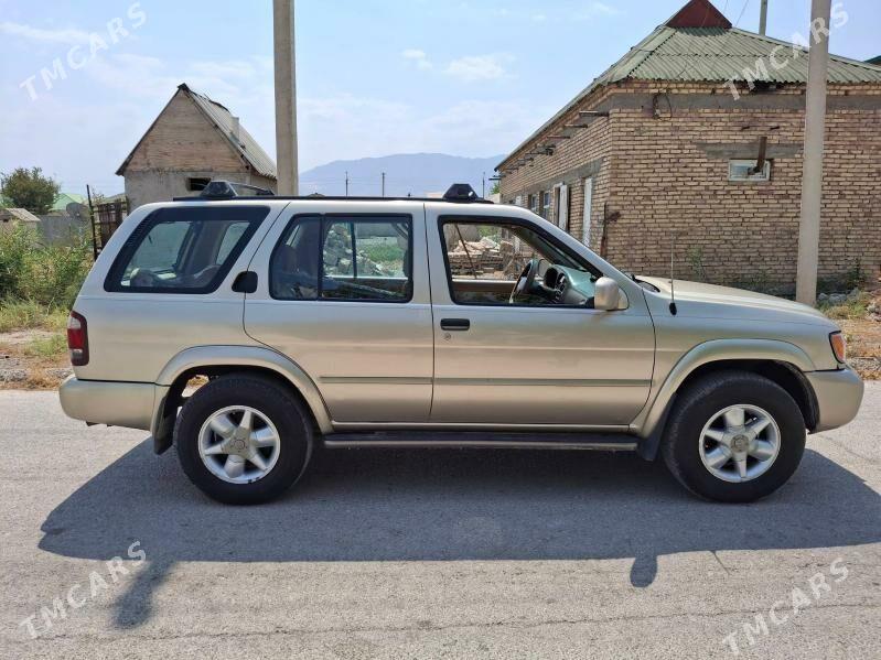 Nissan Pathfinder 2001 - 120 000 TMT - Гурбансолтан Едже - img 3