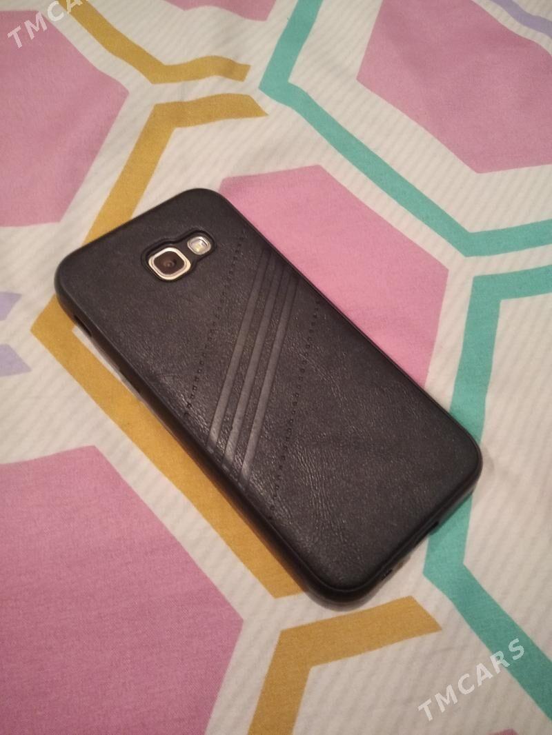 Samsung a5 17 - Mary - img 2