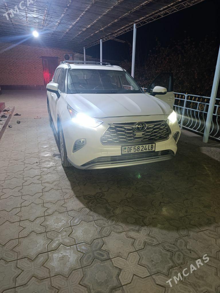 Toyota Highlander 2020 - 599 000 TMT - Халач - img 1