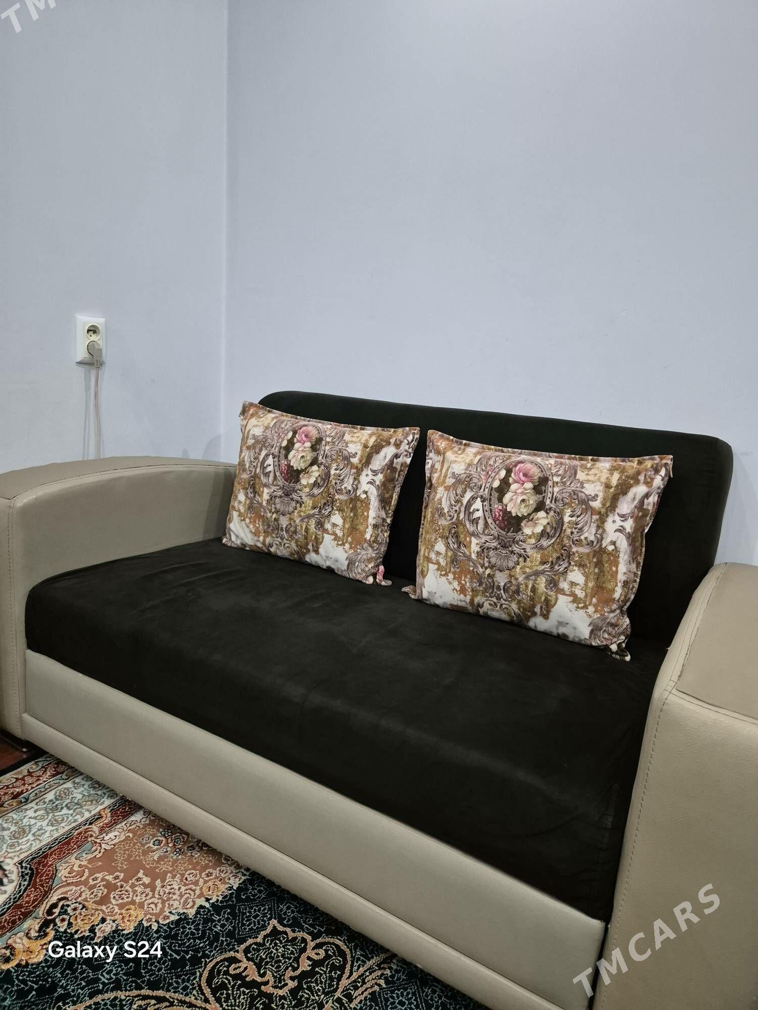 Diwan - Туркменбаши - img 2