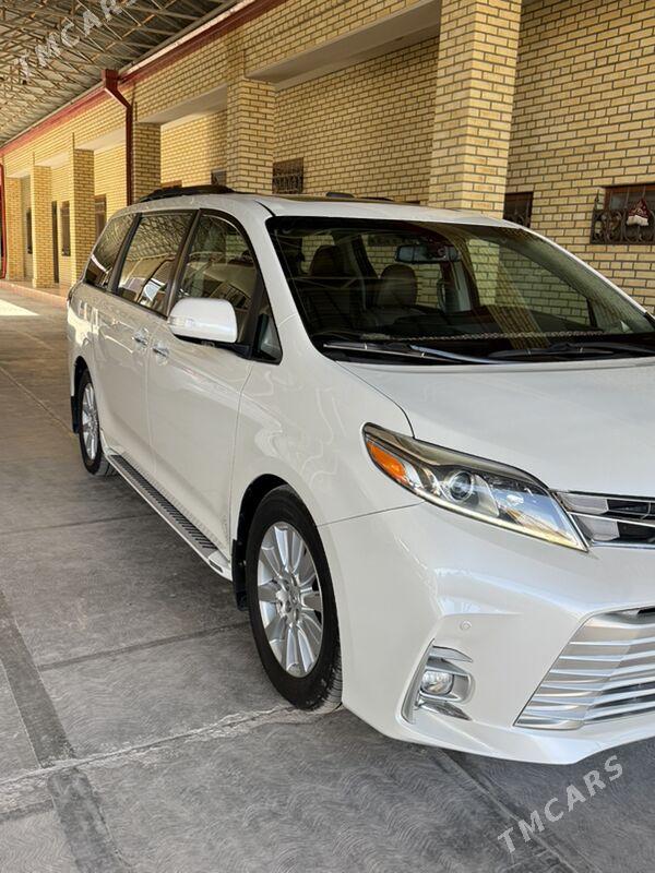 Toyota Sienna 2019 - 650 000 TMT - Mary - img 2
