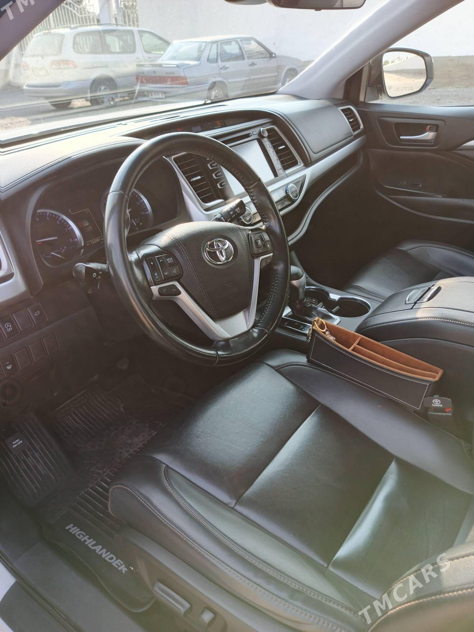 Toyota Highlander 2019 - 460 000 TMT - Балканабат - img 5