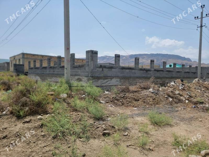 Mellek yer - Ак-Бугдайский этрап - img 1