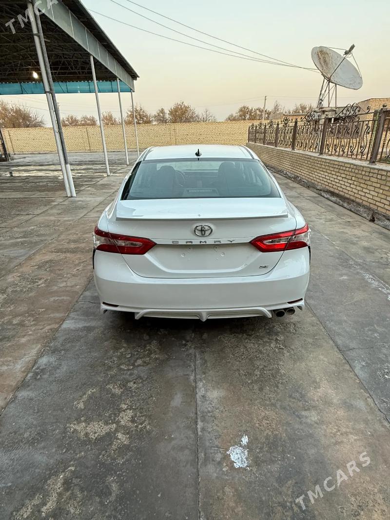 Toyota Camry 2020 - 312 000 TMT - Baýramaly - img 5