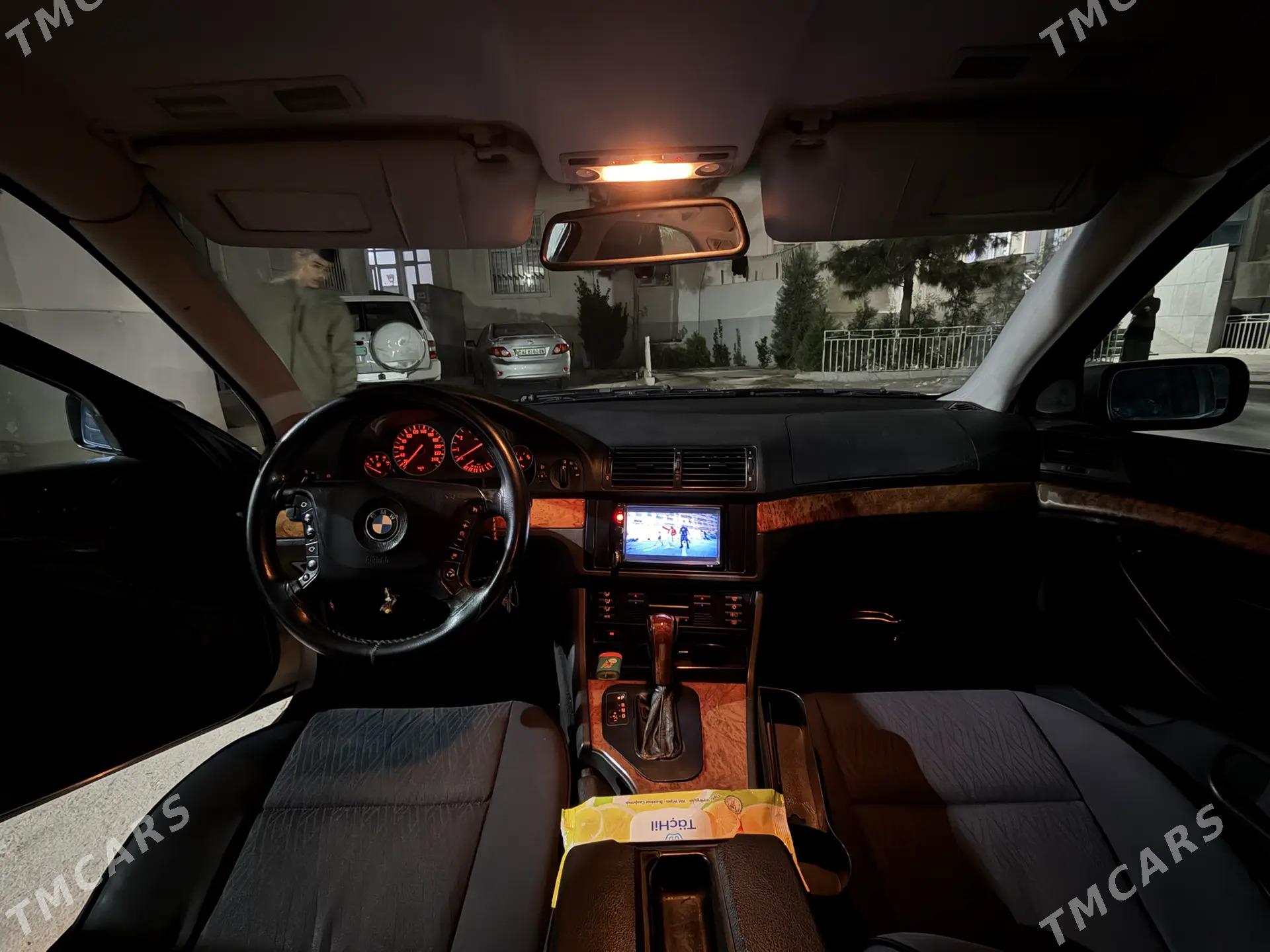 BMW E39 2000 - 120 000 TMT - Балканабат - img 4