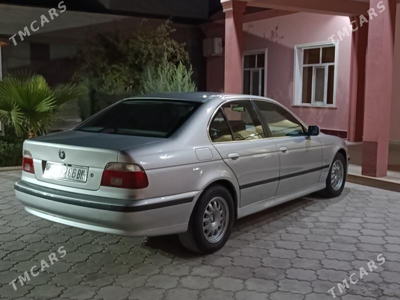 BMW E39 2000 - 120 000 TMT - Балканабат - img 6