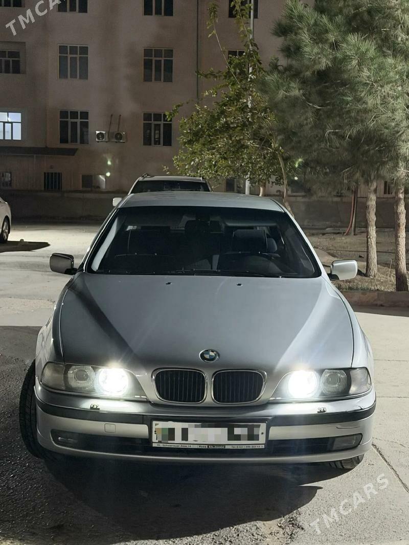 BMW E39 2000 - 120 000 TMT - Балканабат - img 7