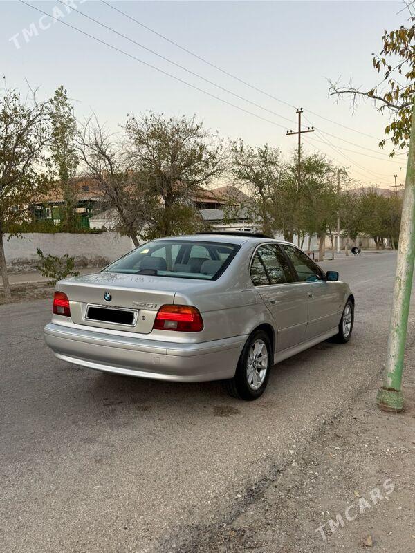 BMW 525 2003 - 140 000 TMT - Балканабат - img 6