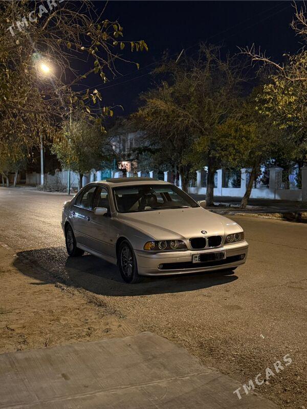 BMW 525 2003 - 140 000 TMT - Балканабат - img 3