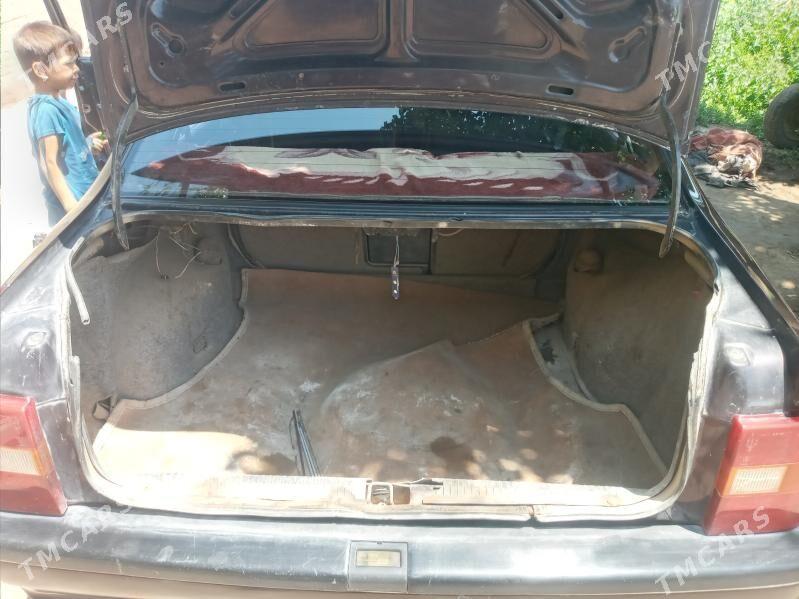Opel Vectra 1992 - 40 000 TMT - Гурбансолтан Едже - img 2