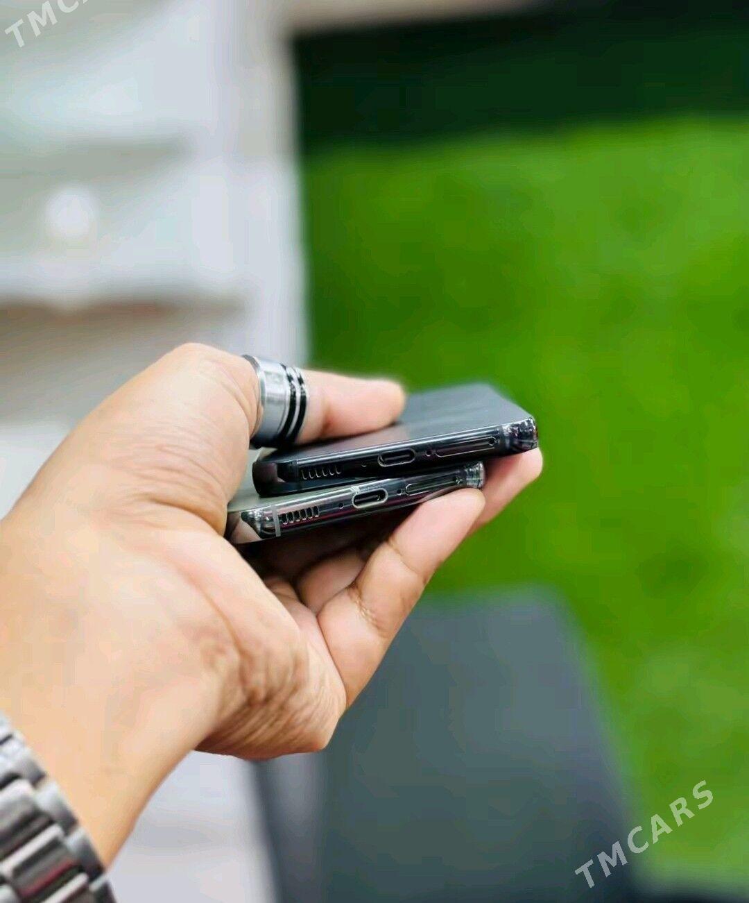 S23 8/256 - Mary - img 2