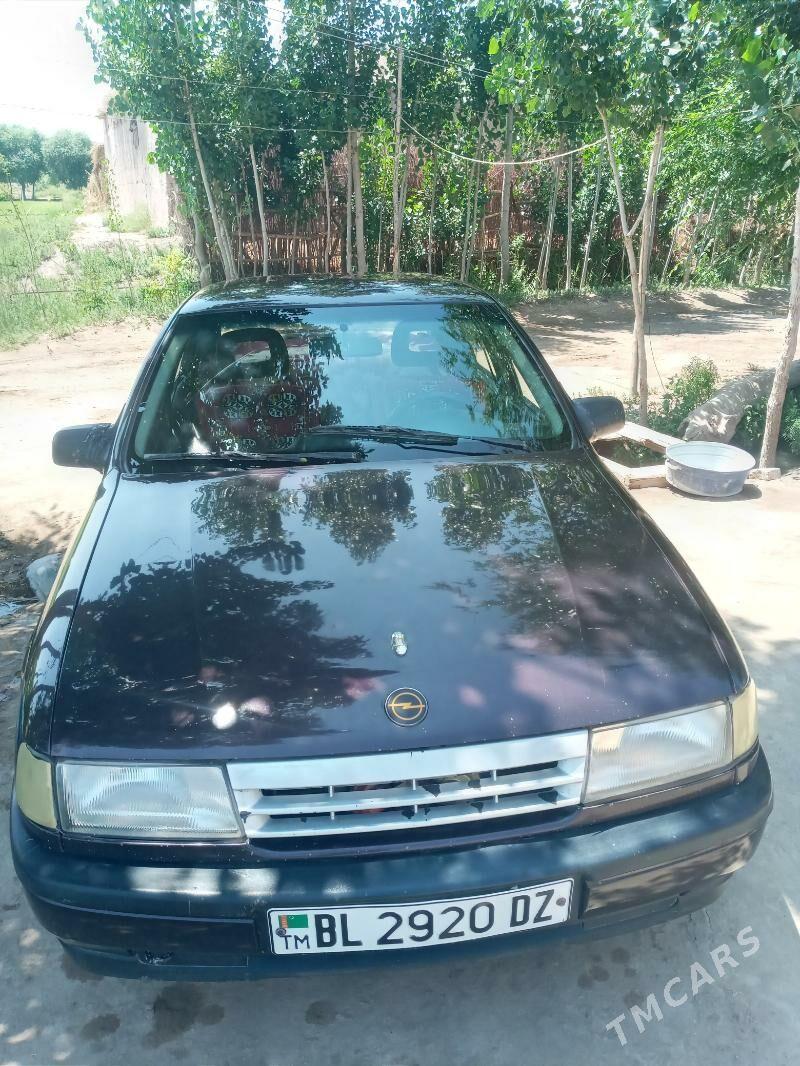 Opel Vectra 1992 - 40 000 TMT - Гурбансолтан Едже - img 6