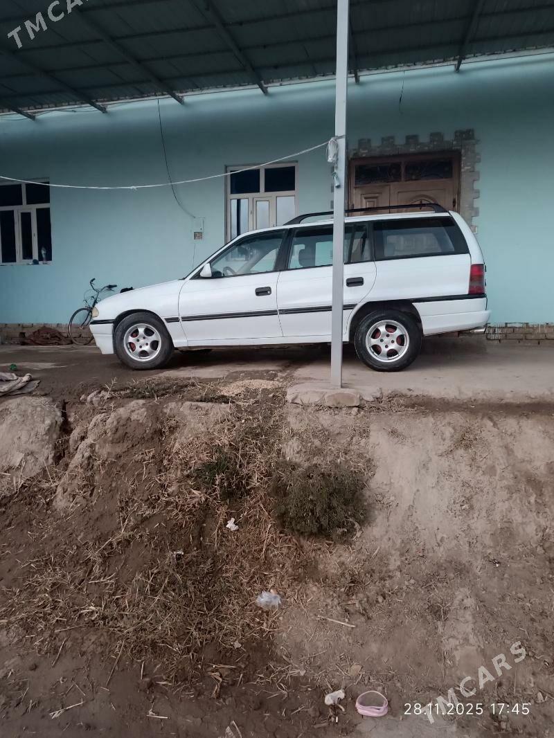 Opel Astra 1991 - 26 000 TMT - Şabat etr. - img 2
