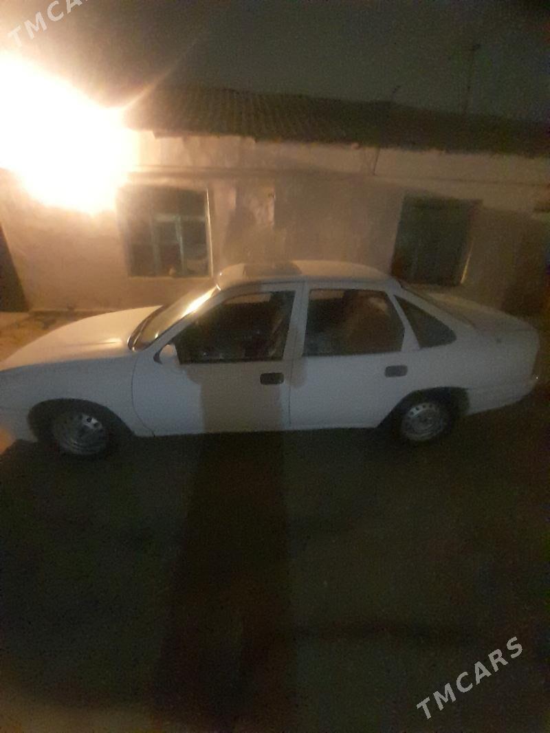 Opel Vectra 1993 - 22 000 TMT - Büzmeýin - img 3