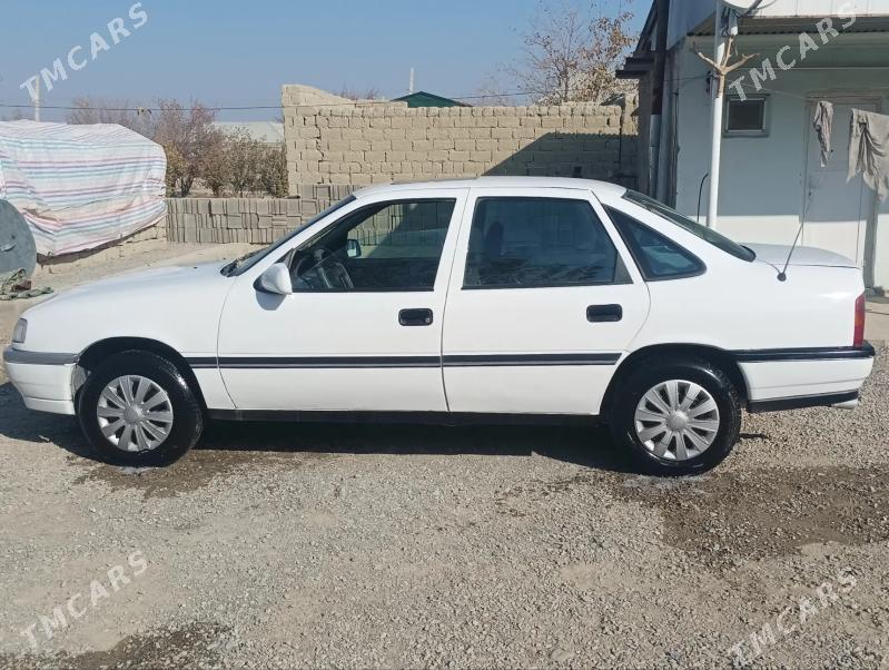 Opel Vectra 1991 - 30 000 TMT - Bäherden - img 5