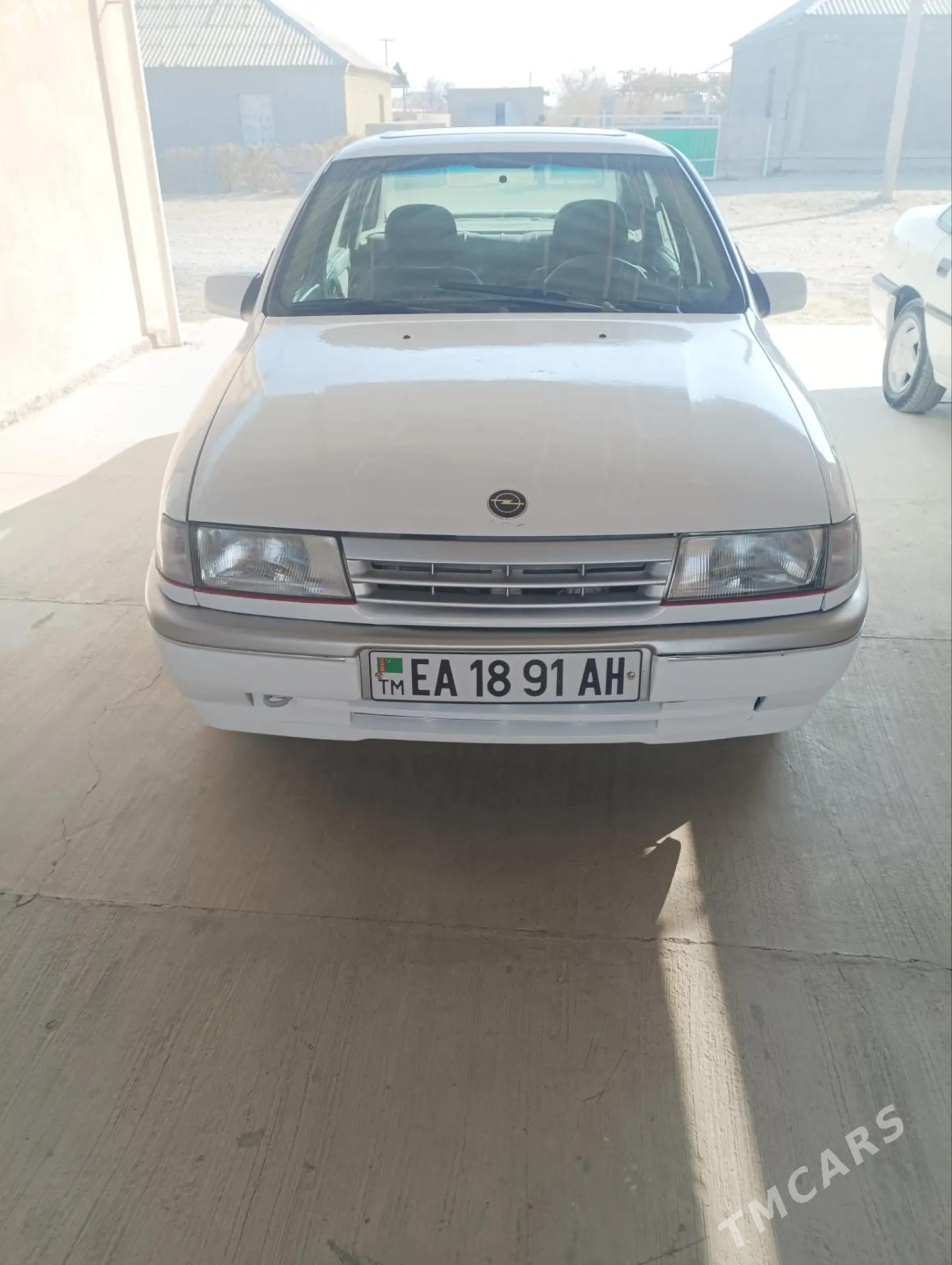 Opel Vectra 1991 - 30 000 TMT - Bäherden - img 1