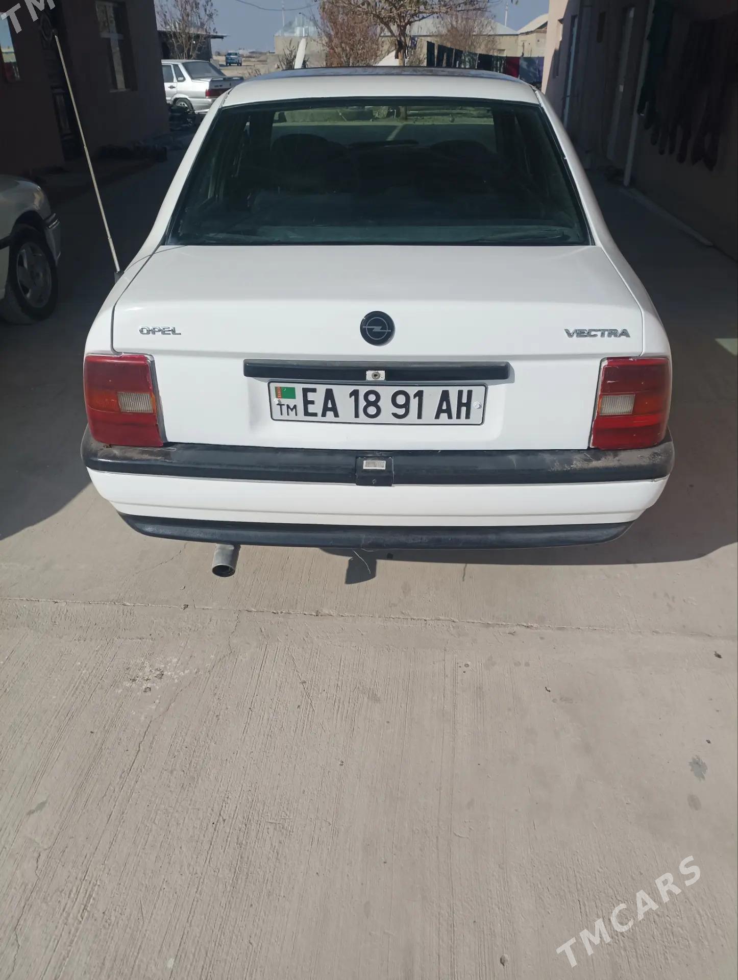 Opel Vectra 1991 - 30 000 TMT - Bäherden - img 4