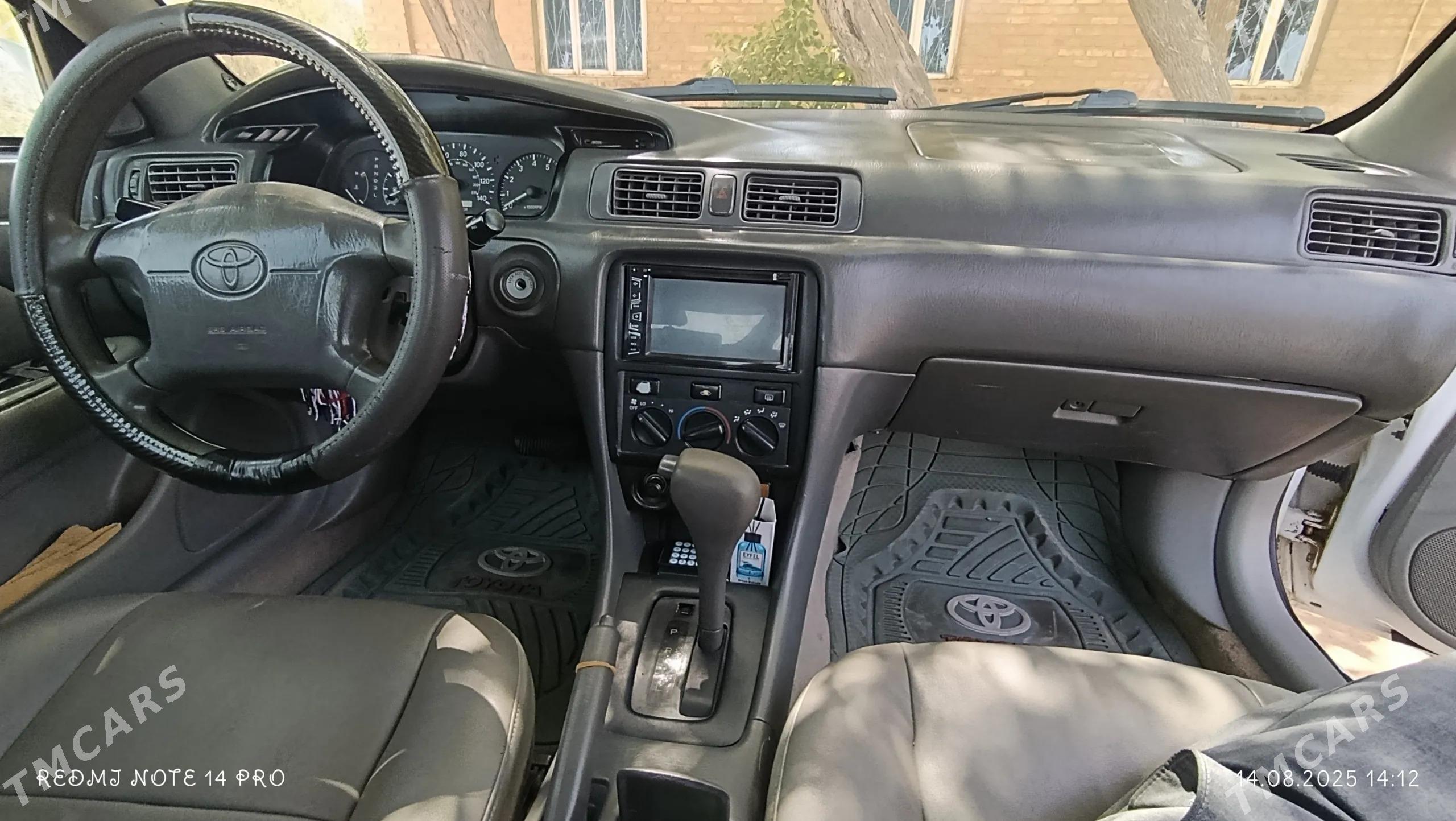 Toyota Camry 2001 - 147 000 TMT - Бабадайхан - img 3