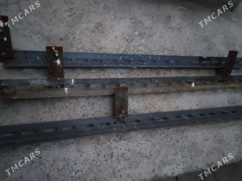 угольник - Туркменбаши - img 2