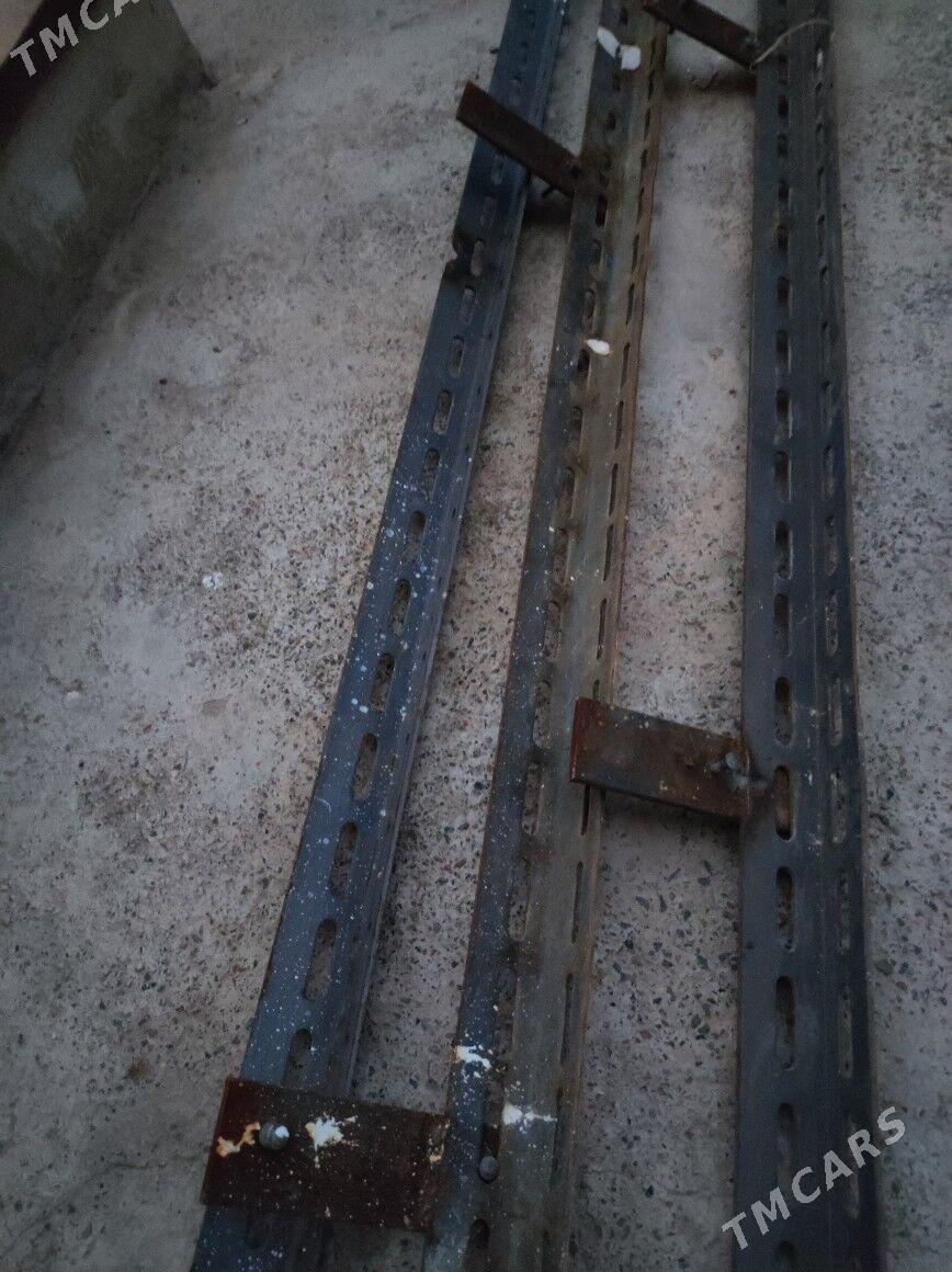 угольник - Туркменбаши - img 1