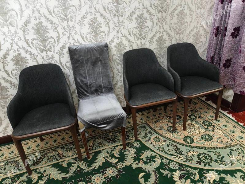 ПРОДАЮ КУХОННЫЙ СТОЛ И СТУЛЬЯ - Aşgabat - img 2