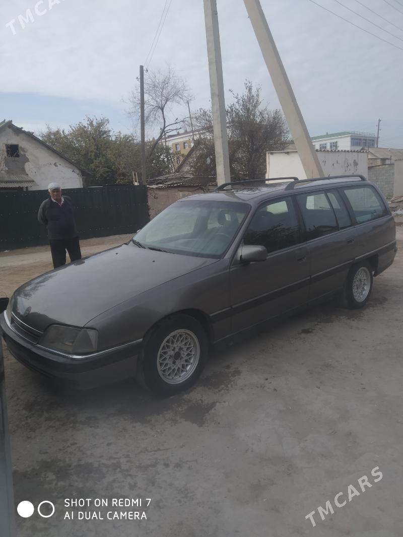 Opel Omega 1990 - 27 000 TMT - Дашогуз - img 4