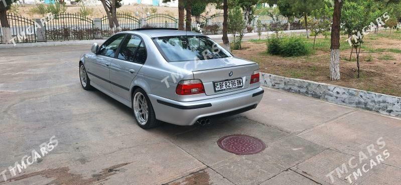 BMW E39 2003 - 300 000 TMT - Туркменбаши - img 6