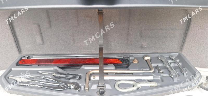 BMW E39 2003 - 300 000 TMT - Туркменбаши - img 7