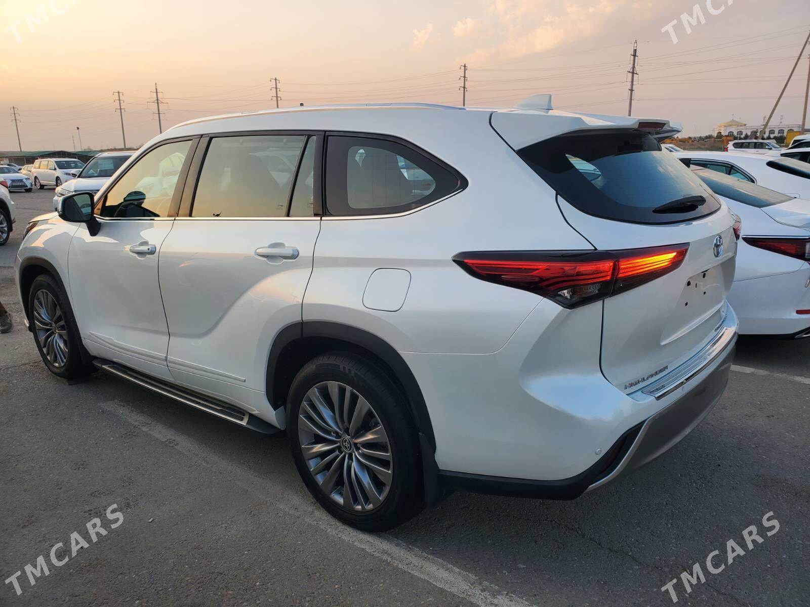 Toyota Highlander 2020 - 775 000 TMT - Ашхабад - img 4