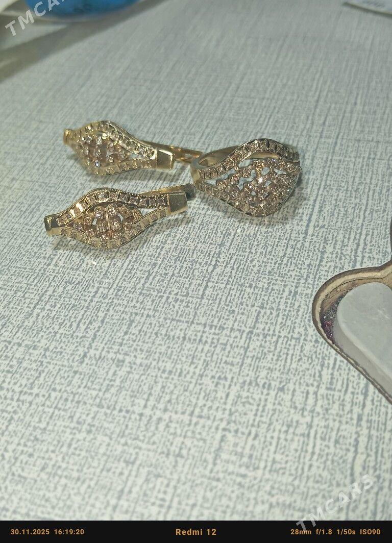 briliant gyzyl komplekt gulakh - 6 мкр - img 2