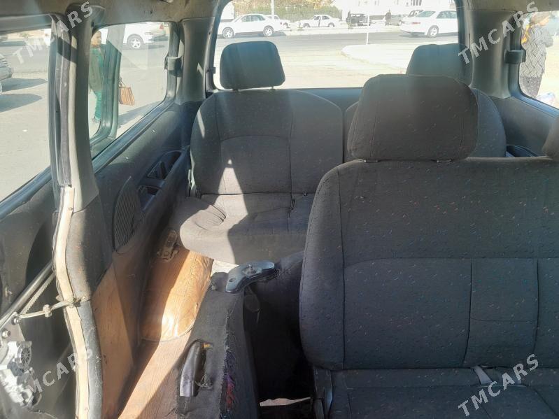 Toyota Hiace 2001 - 55 000 TMT - Байрамали - img 5