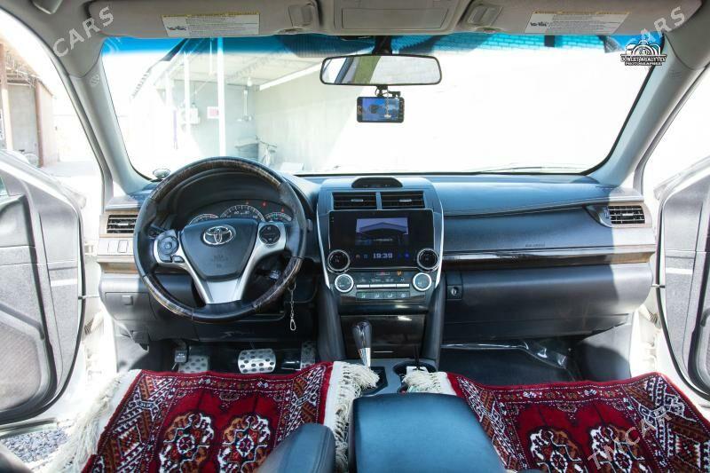 Toyota Camry 2013 - 240 000 TMT - Теджен - img 5