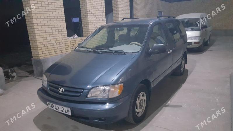 Toyota Sienna 2000 - 150 000 TMT - Койтендаг - img 2