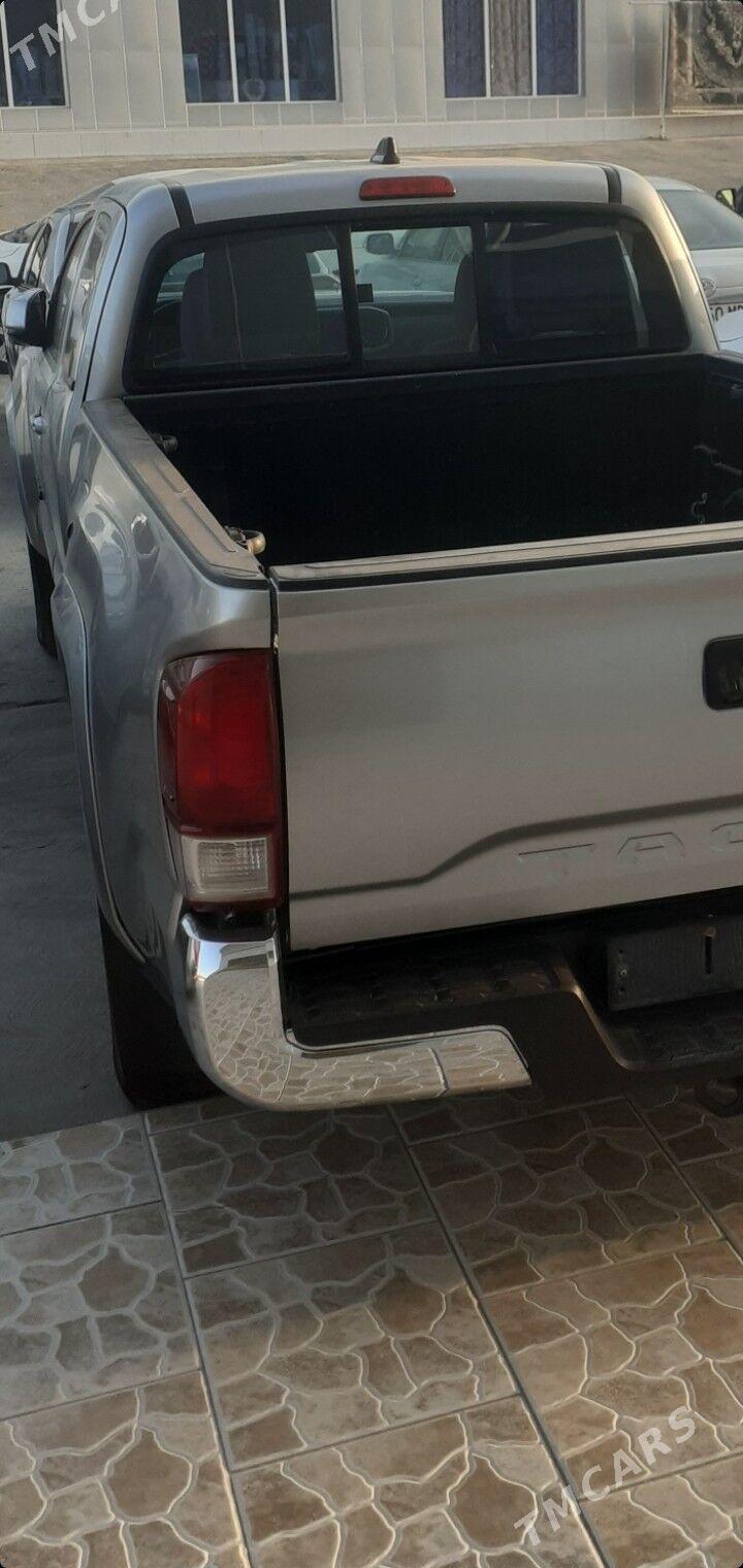 Toyota Tacoma 2022 - 325 000 TMT - Мары - img 3