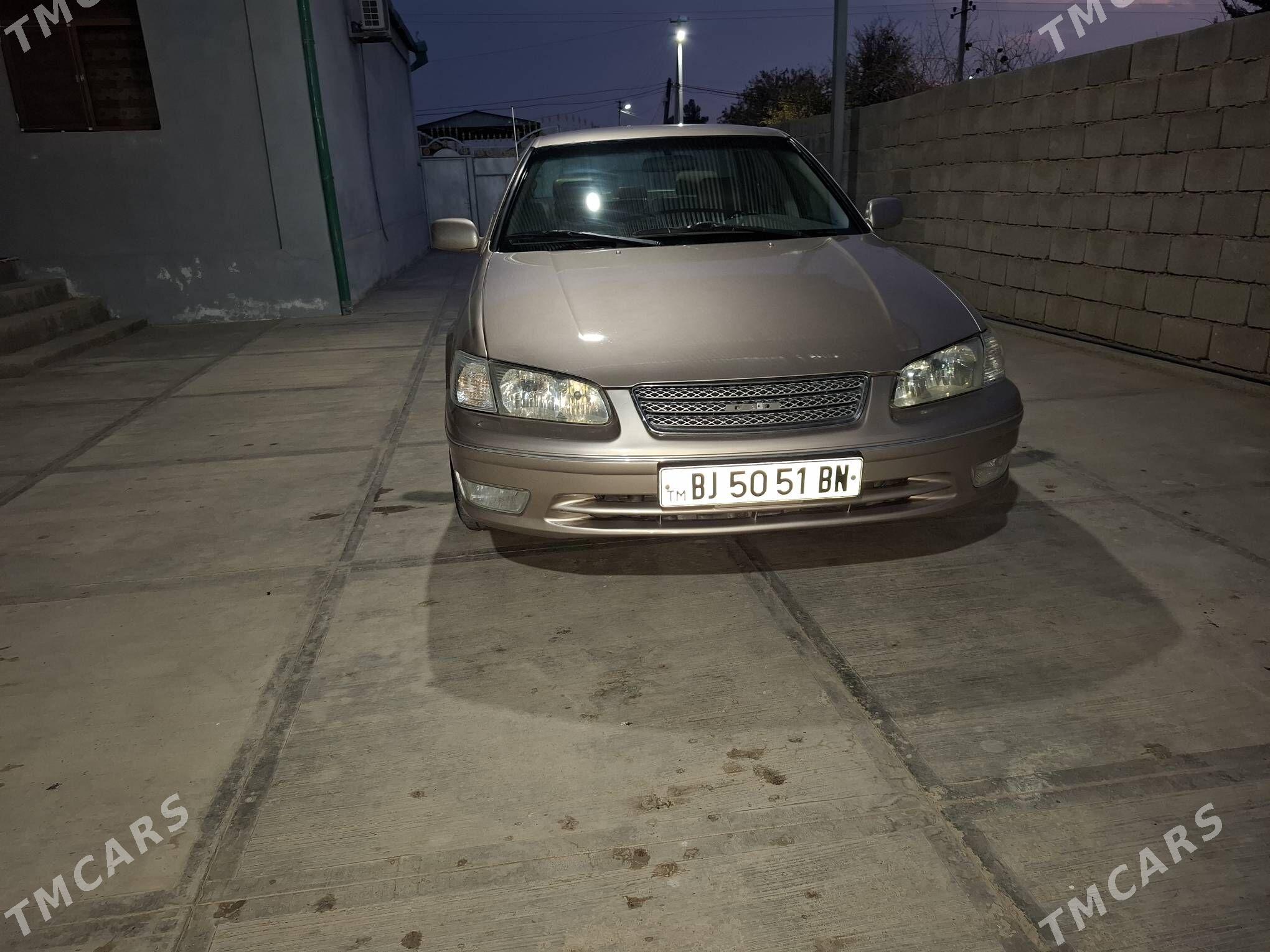 Toyota Camry 2000 - 155 000 TMT - Махтумкули - img 1