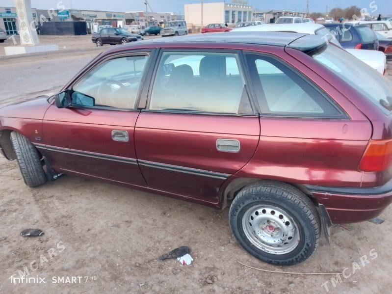 Opel Astra 1992 - 42 000 TMT - Türkmenbaşy etr. - img 4