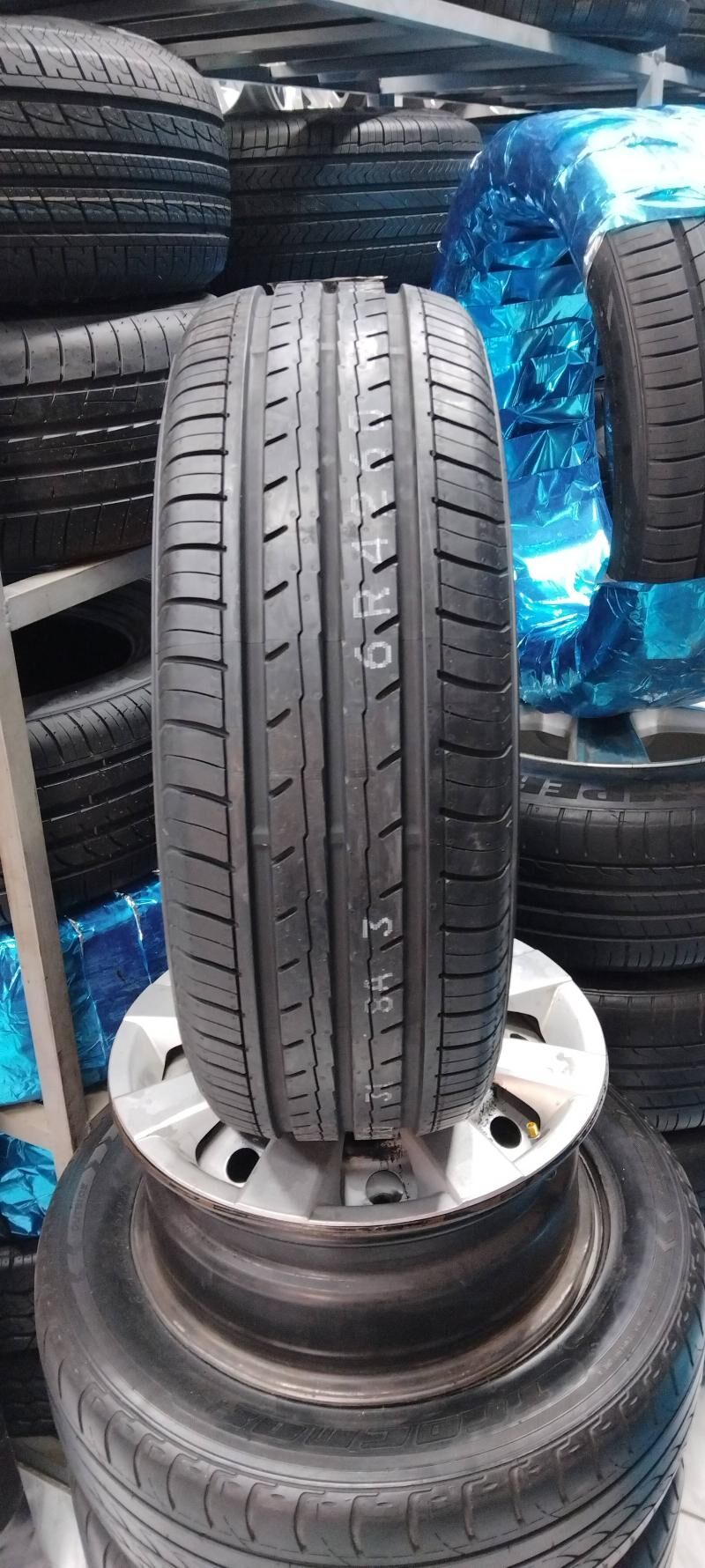 YOKOHAMA 25YYL 2055516 1ST 1 375 TMT - Howdan "W" - img 3