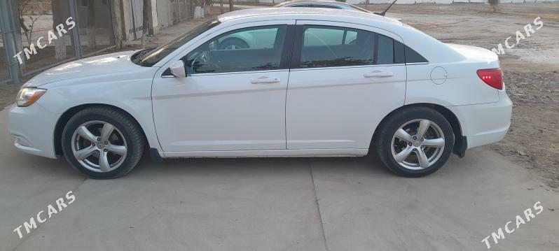 Chrysler 200 2011 - 100 000 TMT - Мары - img 5