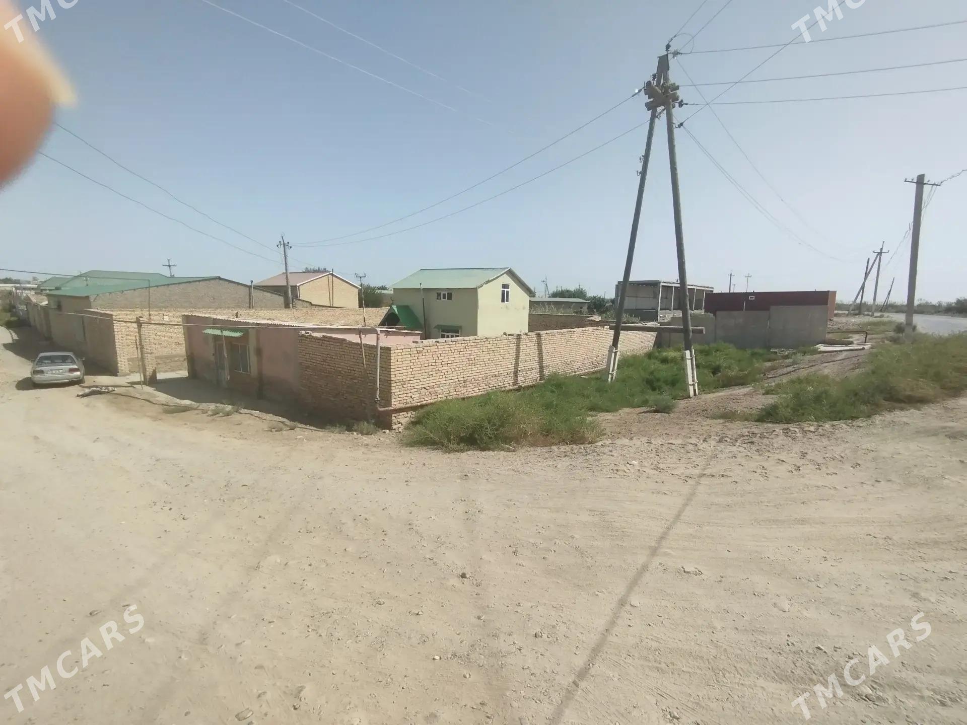 Berzen kanal daça iki etaj jaý - Туркменабат - img 2