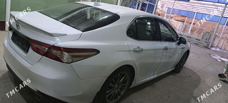 Toyota Camry 2020 - 270 000 TMT - Kerki - img 6