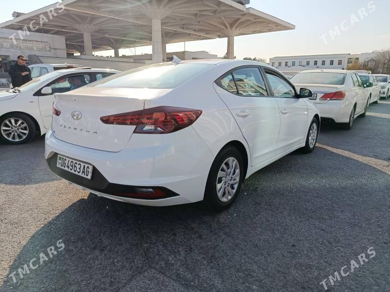 Hyundai Elantra 2020 - 220 000 TMT - Aşgabat - img 4
