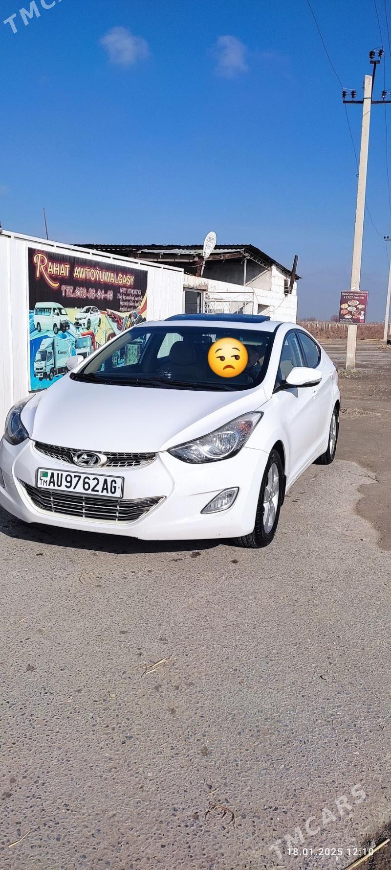 Hyundai Elantra 2011 - 175 000 TMT - Büzmeýin - img 2